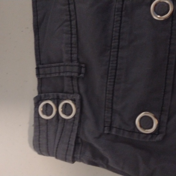 LIP service cut off shorts Y2K size 30 - Picture 7 of 9